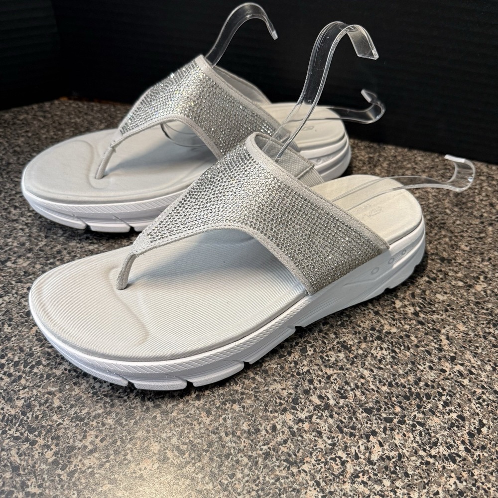 Easy Spirit Platform Flip Flop Sandals Women's Size 10 Rhinestone White Wedge